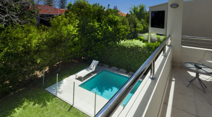 Zwemmen in jouw tuin? Dit zijn de mogelijkheden! zwembad in de tuin