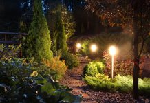 Waarom verlichting met sensoren in jouw tuin? tuinverlichting
