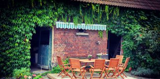 Hoe gaan je tuinmeubelen zo lang mogelijk mee? houten tuinmeubelen