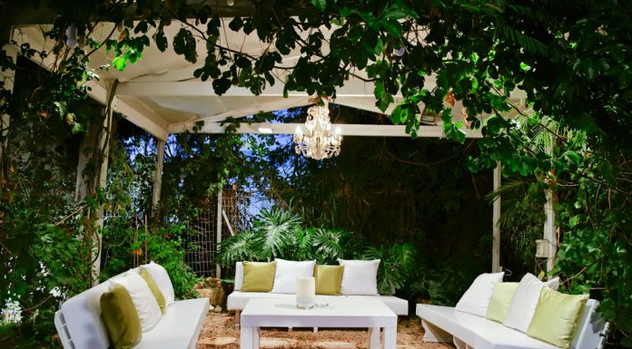 Op deze manier zorg je voor meer sfeer in je tuin Sfeervolle tuin