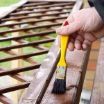 Wat is een goede Beits voor je tuinhuis of veranda? onderhoud veranda