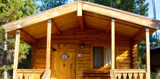 De voordelen van een blokhut met overkapping blokhut met overkapping